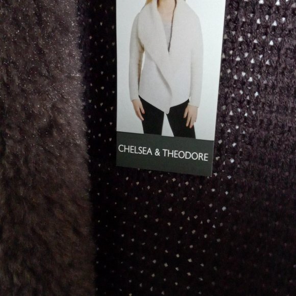 Chelsea & Theodore Faux Fur Cardigan - Picture 3 of 6